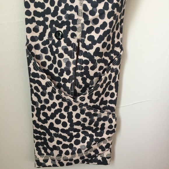 Lululemon legging - Picture 6 of 7